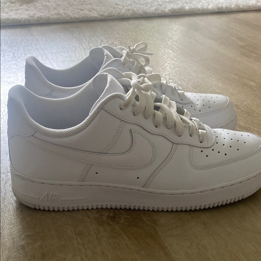Nike White Men's Air Force 1 ‘07